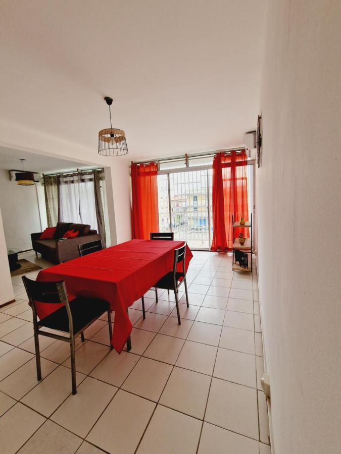Front Cathedrale Pointe A Pitre Apartment Exterior photo